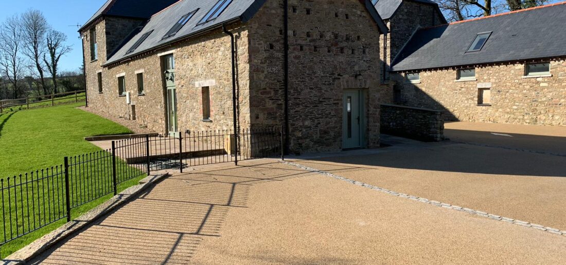 Resin bound driveway at barn conversion, Ivybridge