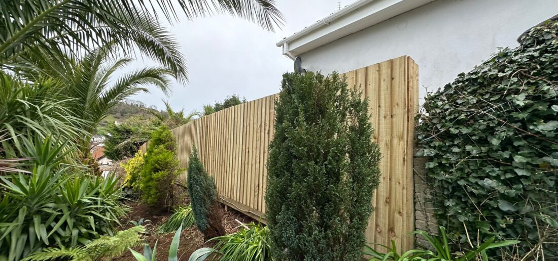 timber fencing boundary